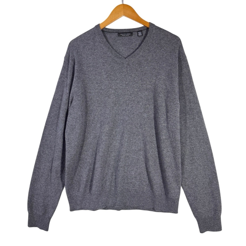 Saks Fifth Avenue Men's‎ 100% Cashmere Sweater XL Gray V-Neck Soft Luxury Knit